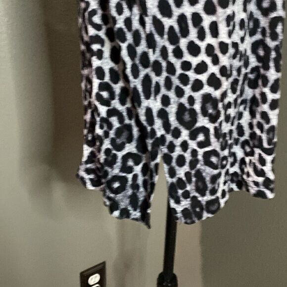 Mario Serrani Italy Grey Black Leopard Slinky Jersey Blouse - Picture 4 of 9